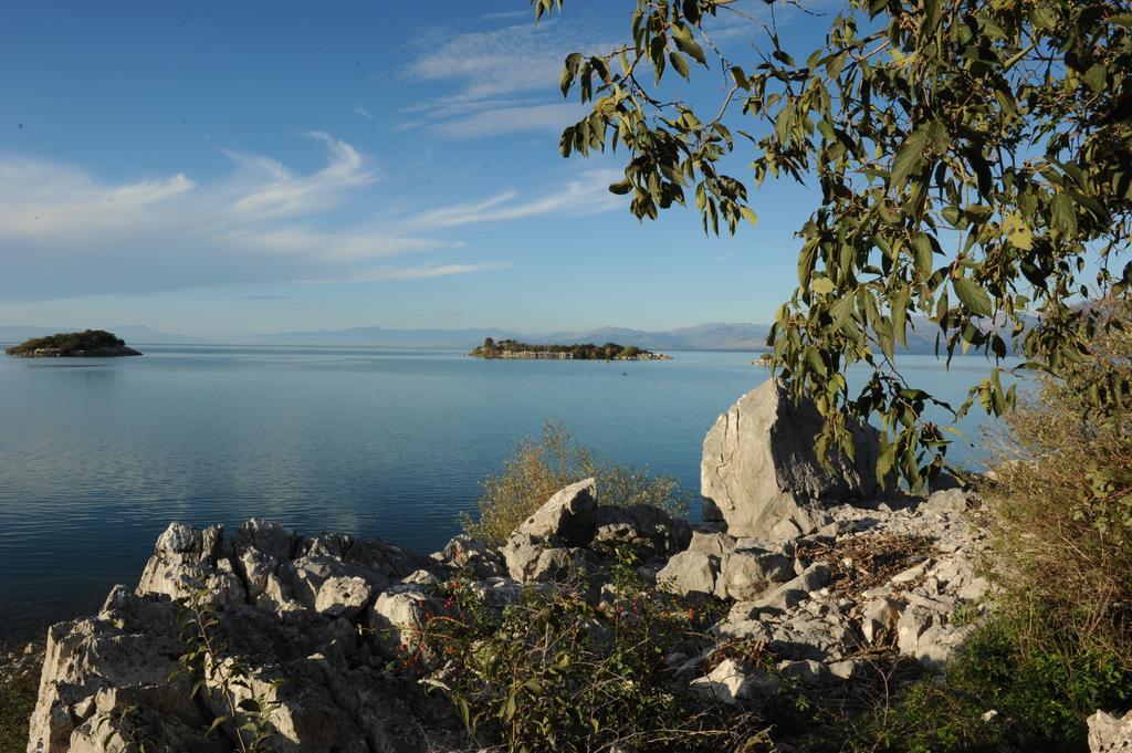 Holiday Home Skadar Lake Arbnes Ruang foto